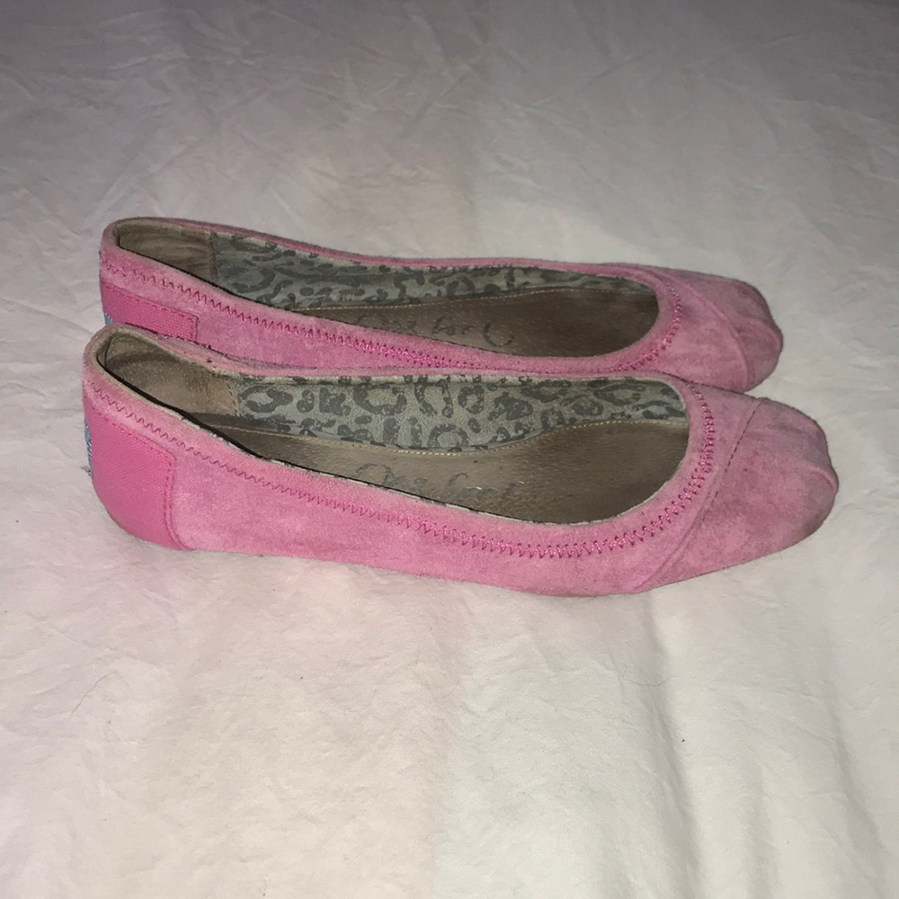 Ballet flats